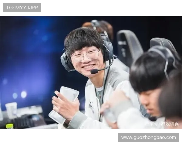 FPX战队在王者荣耀赛事中的经验分享与战术分析探讨