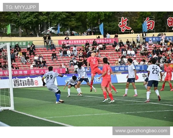 南京足球队荣登足球状态排行榜第一名展现强劲实力与团队合作精神