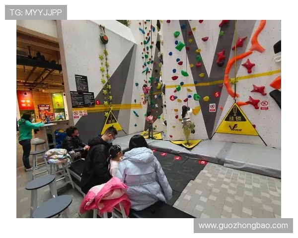 广州攀岩队的意识探索与发展:攀岩运动在城市中的新风尚与挑战 广州攀岩队的意识探索与发展:攀岩运动在城市中的新风尚与挑战