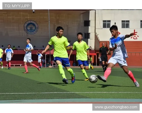 中日兰迎战年青人全力争胜展现球队实力与斗志