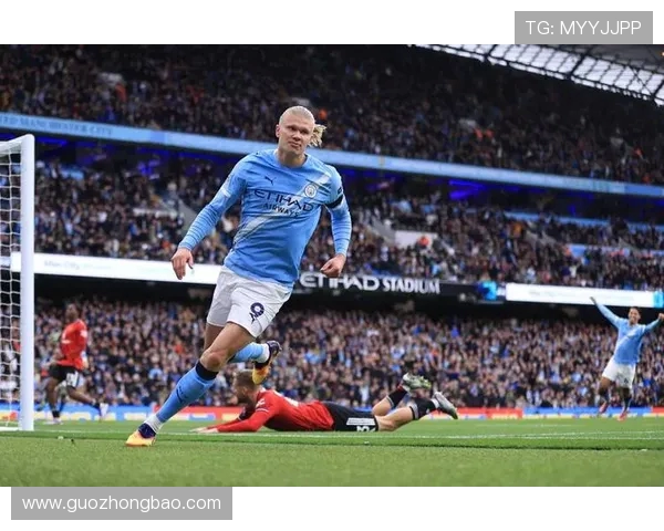 哈兰德狂揽五球曼城7-0横扫莱比锡创造欧冠新纪录