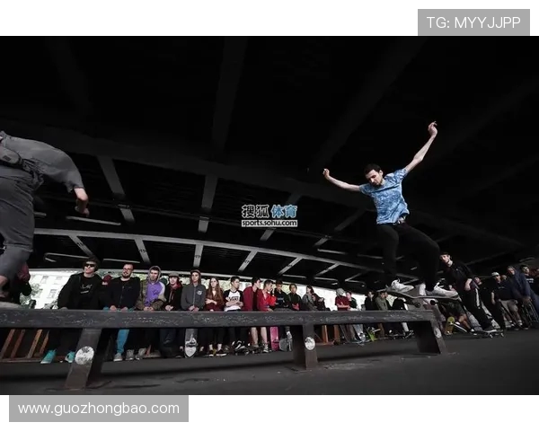 李丽的滑板人生:从街头少年到极限运动的追梦者 李丽的滑板人生:从街头少年到极限运动的追梦者