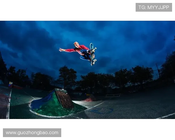 南京滑板队在极限运动会中的灵活性表现精彩点评与分析